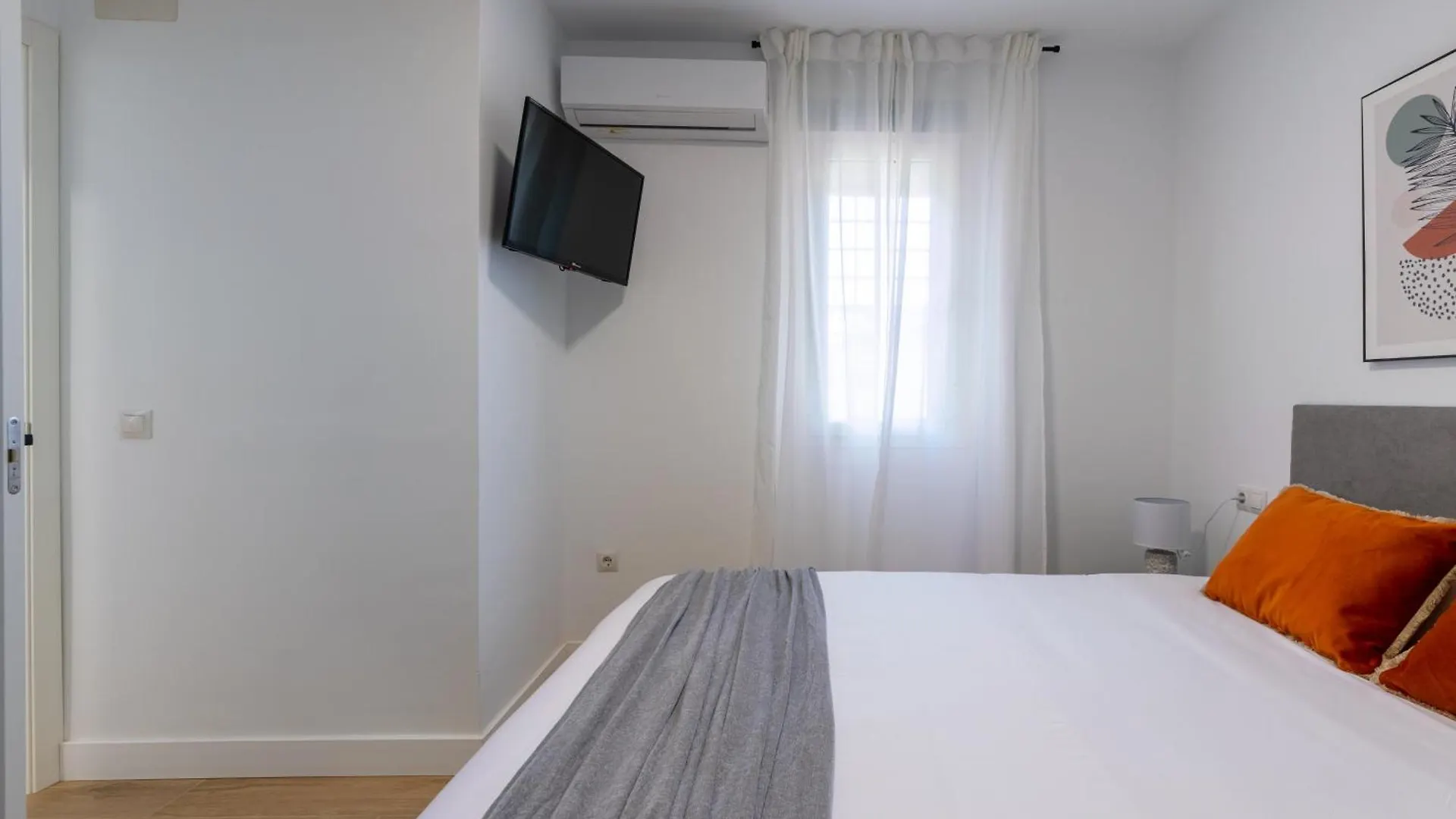 Diseno Y Comodidad En Bami Seville 0*,