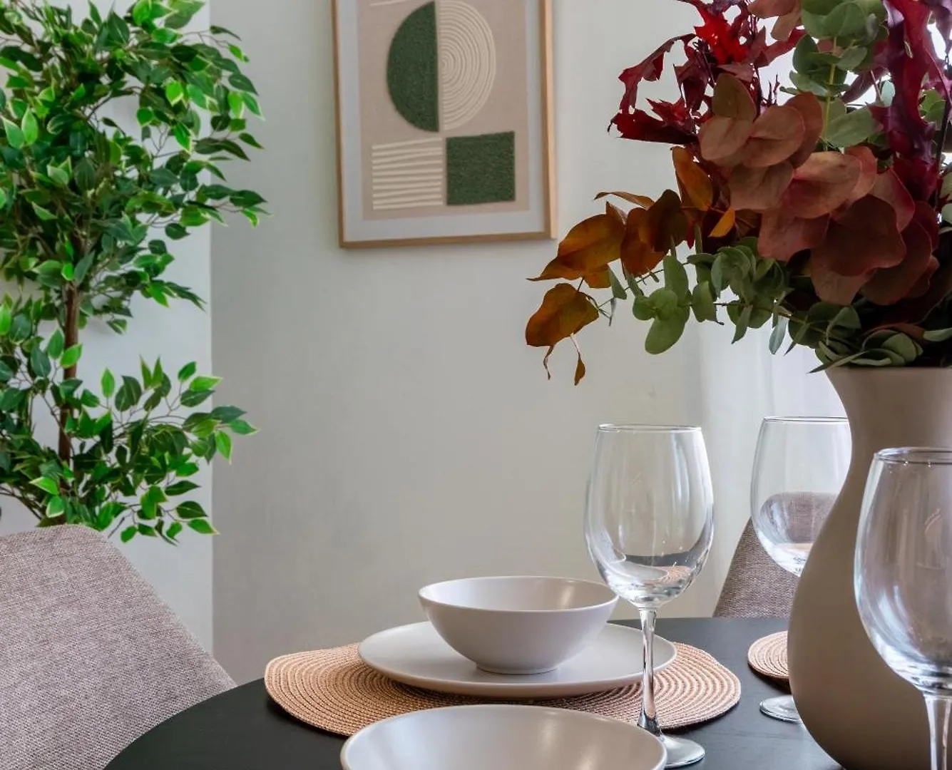 Diseno Y Comodidad En Bami Seville Apartment