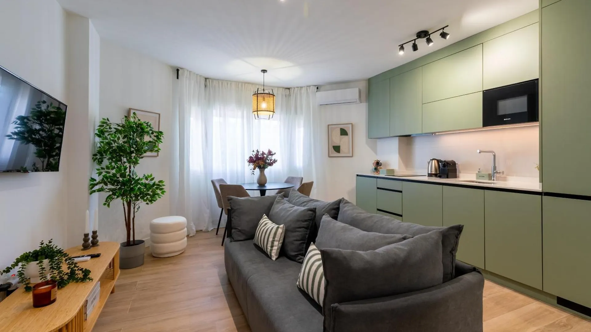 Apartment Diseno Y Comodidad En Bami Seville