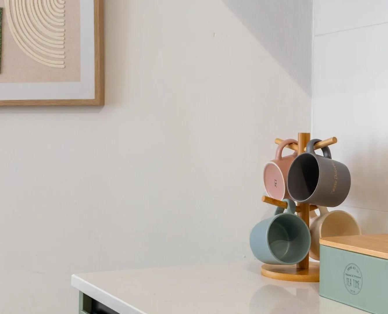 Diseno Y Comodidad En Bami Seville